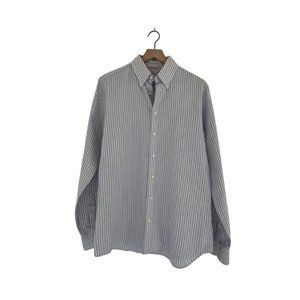 Suitsupply: Light blue and white stripe. Extra slim fit.